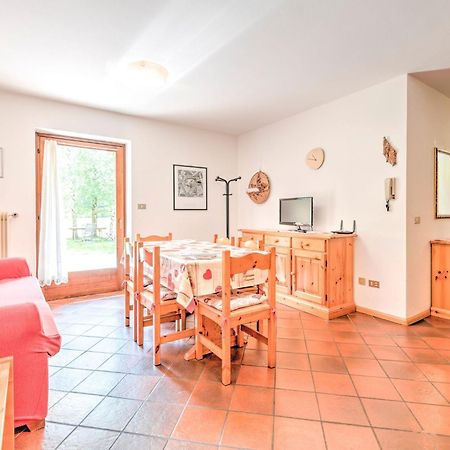 Spacious Chalet With Garden Near Ski Area In Tyrol Pozza di Fassa Exterior foto